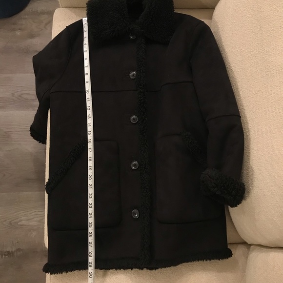 Aritzia - Shearling Sherpa Coat - Picture 6 of 7